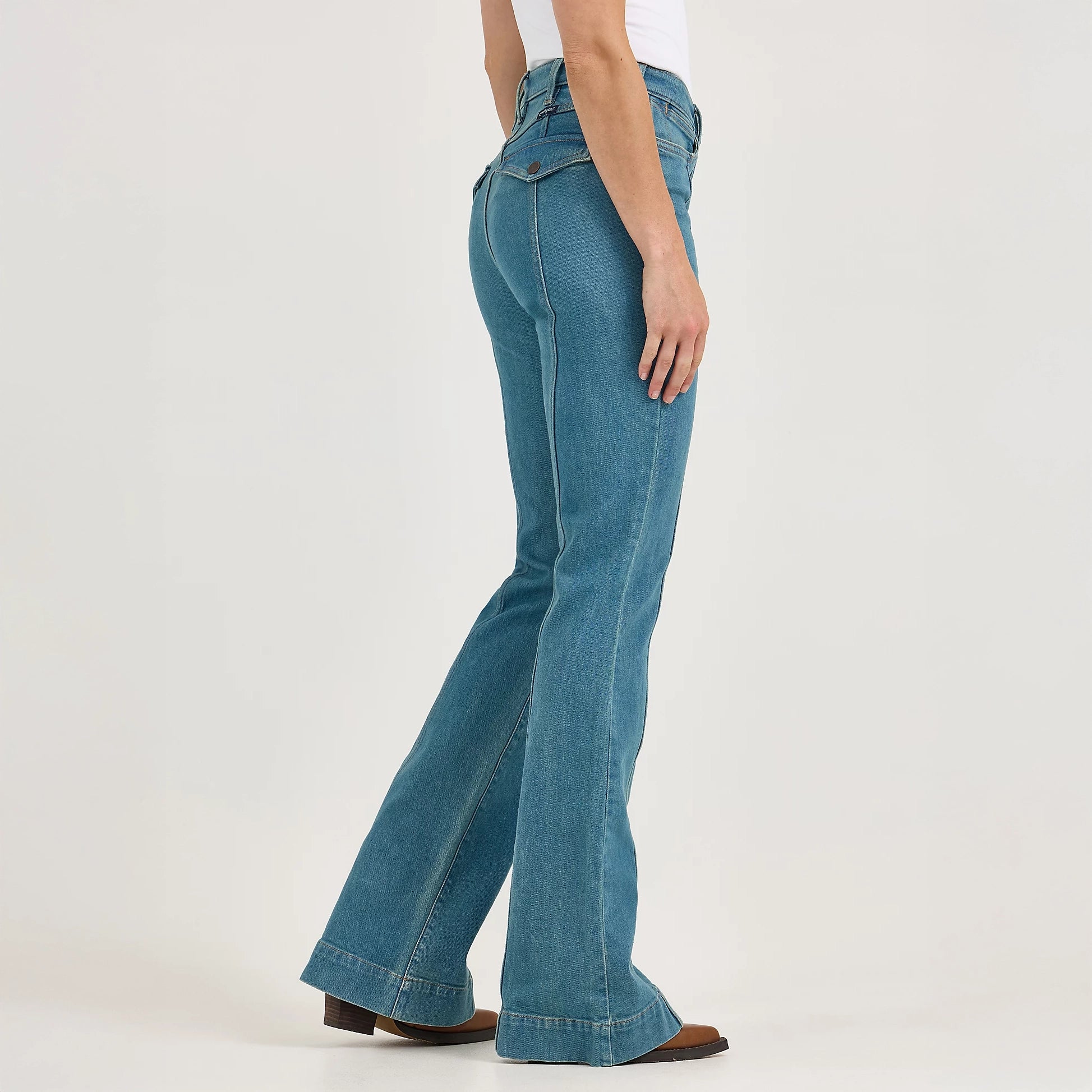 Wrangler Womens BROOKLYN BAILEY High Rise Trouser, 34inch Leg - (112367632)