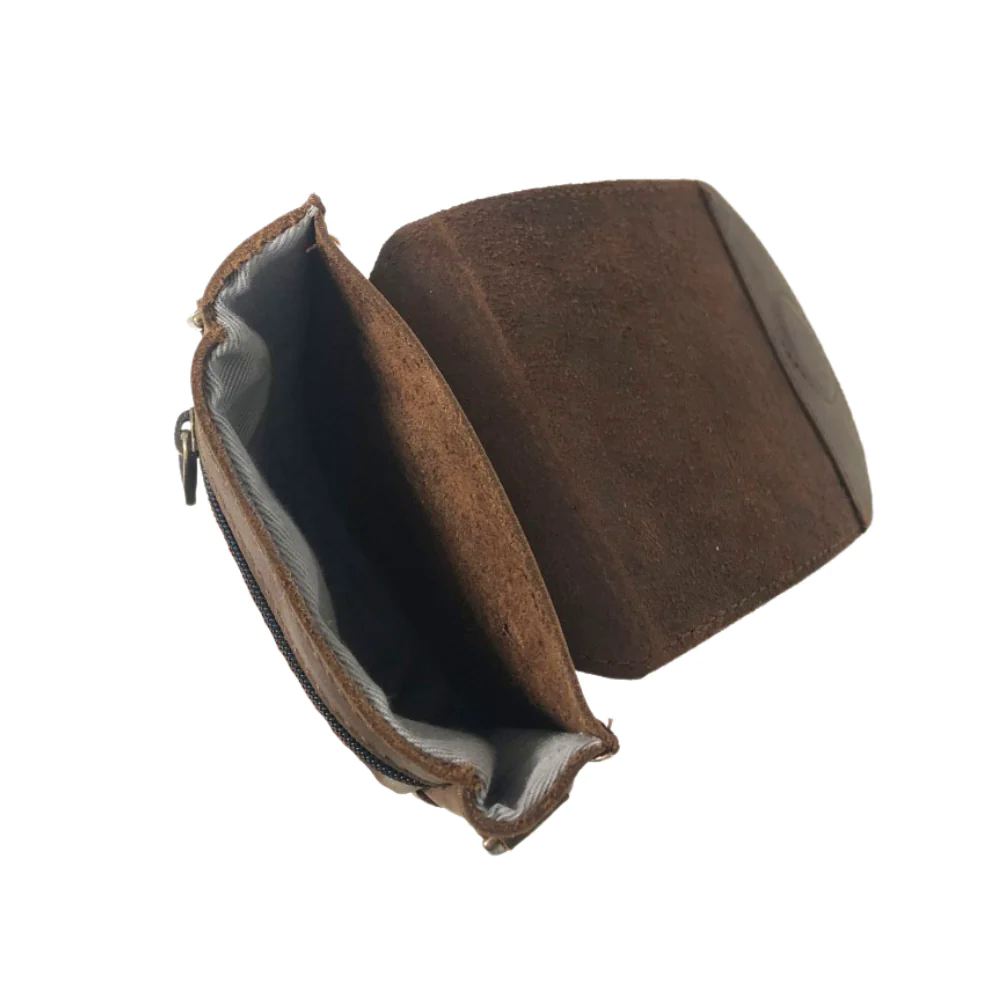 THE HORSE HOLSTER: PREMIUM LEATHER