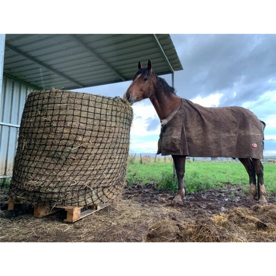 Deluxe Knotless Round Bale Hay Net - 6mm holes. Bale size 5ft x 4ft