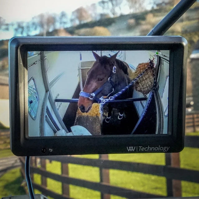Wireless HD Trailer Camera & Monitor - WoofWear Technology