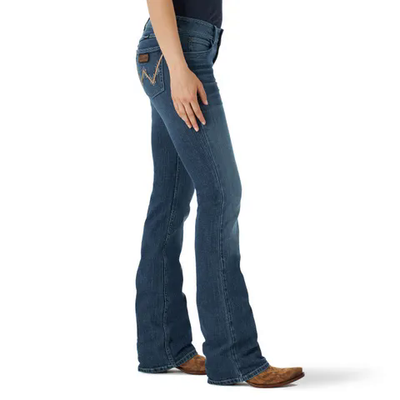 Wrangler USA Q WOMENS MID-RISE MAE BOOTCUT JEANS - 09MWZKR34