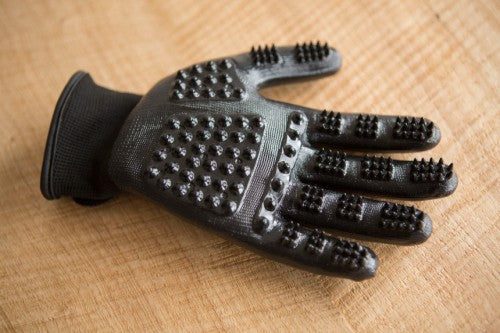 HandsOn Grooming Gloves